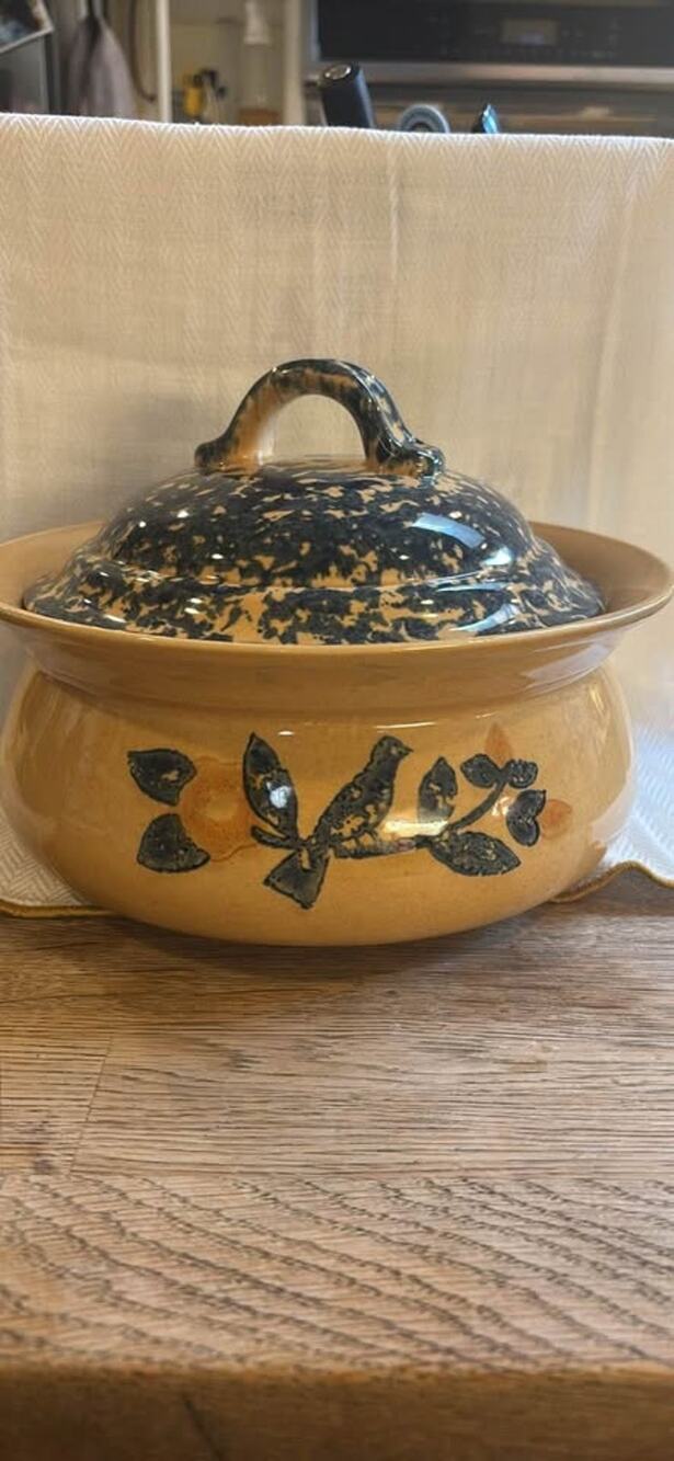 Vintage Pfaltzgraff America MAFA 3.5 Qt Covered Soup Tureen Lid Spongeware